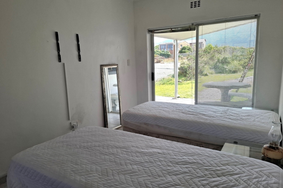 5 Bedroom Property for Sale in Bettys Bay Western Cape